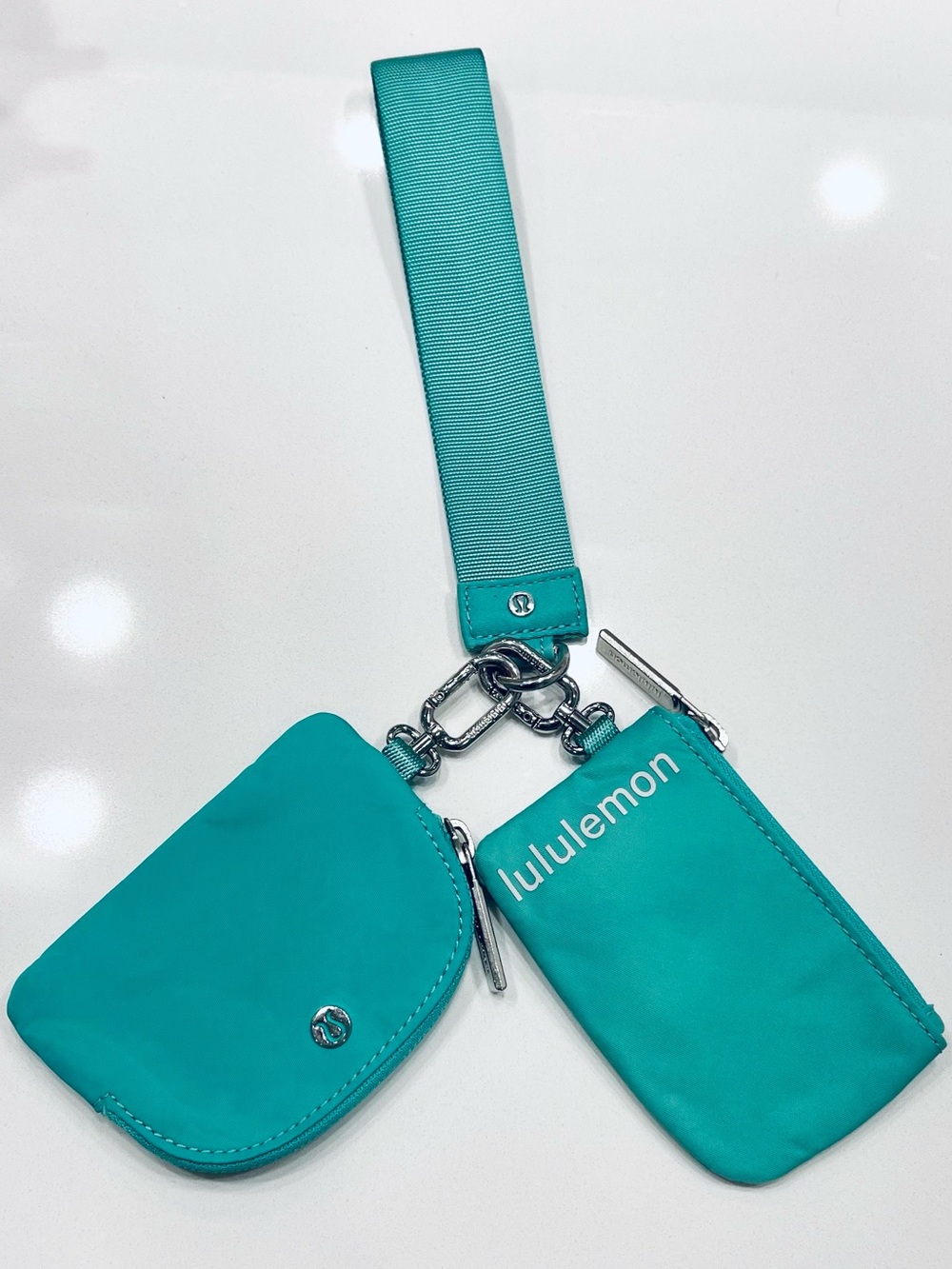 Lululemon Dual Pouch Wristlet EUC - Picture 3 of 11